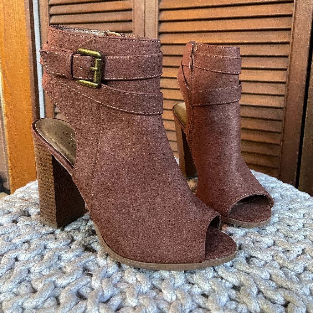 Open toed ankle boots